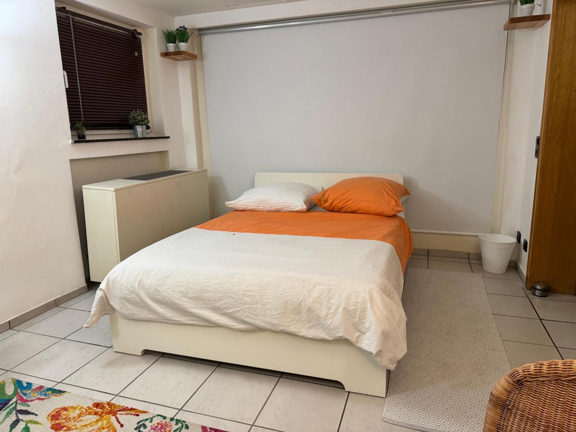 Villa Casa Blanca Mit Privatem Schwimmbad 26 Grad Und Sauna Duisburg Buitenkant foto